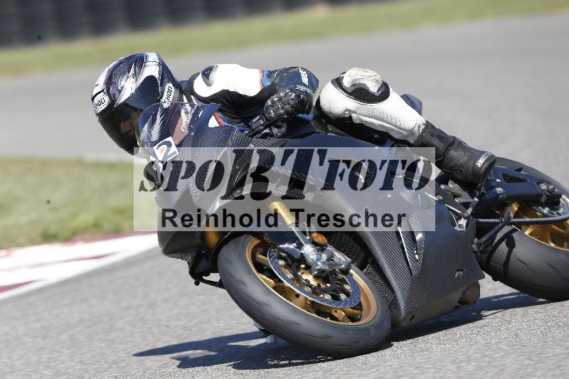 /Archiv-2025/49 26.08.2025 Cornu Master School ADR/rot-rouge/42